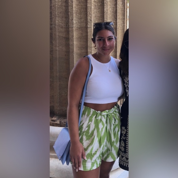 Green and white paper bag shorts - Picture 3 of 3